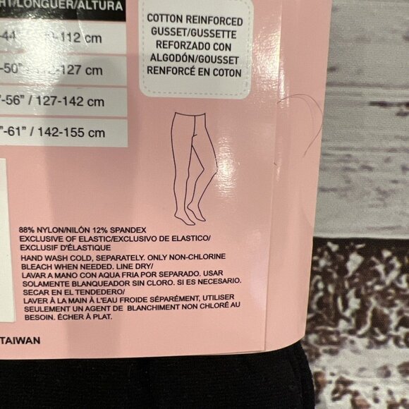 2 Girls Moret Kids Footed Tights Size S Small (6/7) 1 Pink 1 Black NEW - Picture 5 of 6